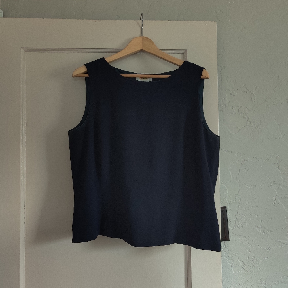 Navy blue size 16 sleeveless blouse from Talbots